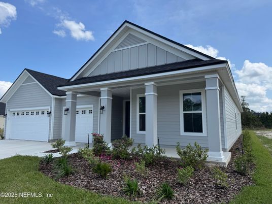 Attached, Exterior, Facade, Farmhouse