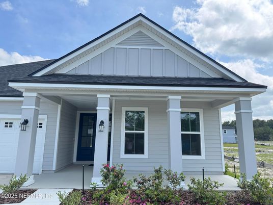 Exterior, Facade, American Craftsman