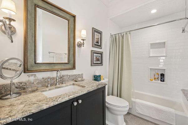 Bathroom, Interior, Recessed Lighting