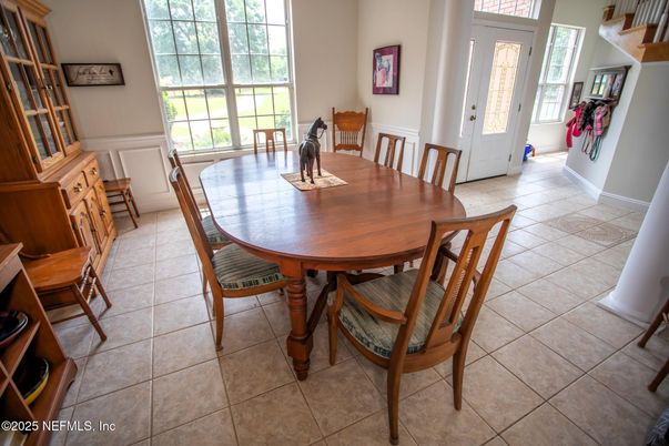 Dining room, Interior