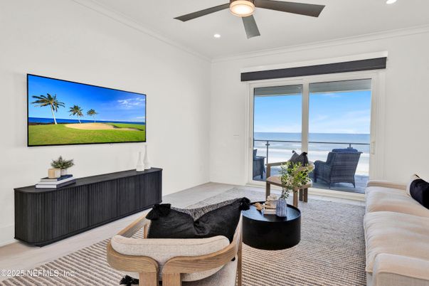 Interior, Living room, Recessed Lighting, Water