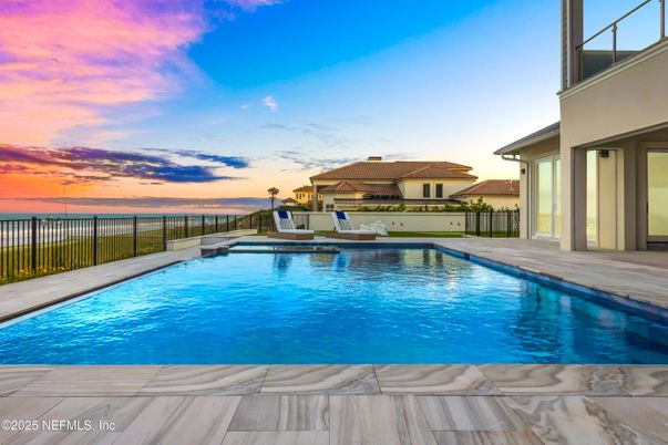 Exterior, Pool, Water