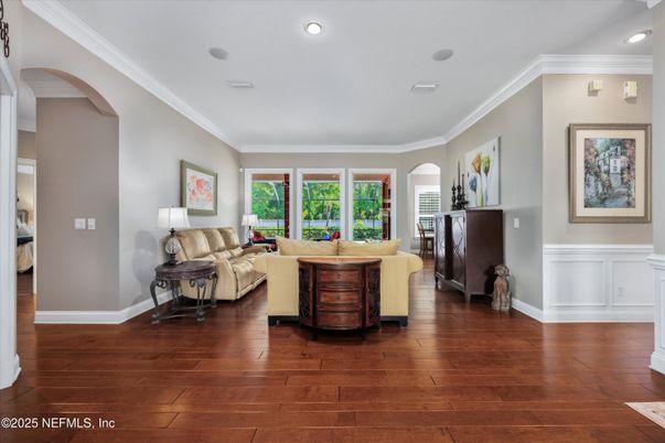 Interior, Living room, Recessed Lighting, Wood Texture Flooring