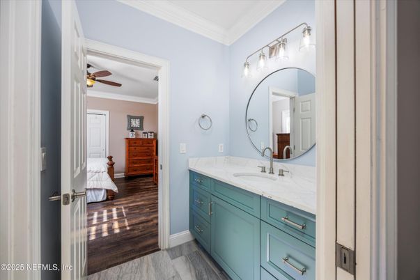 Bathroom, Dual Sink Vanities, Interior, Wood Texture Flooring