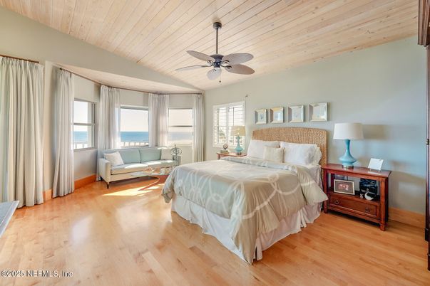 Bedroom, Interior, Water, Wooden Ceilings, Wood Texture Flooring