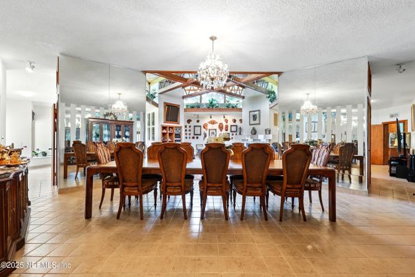 Chandelier, Dining room, Interior