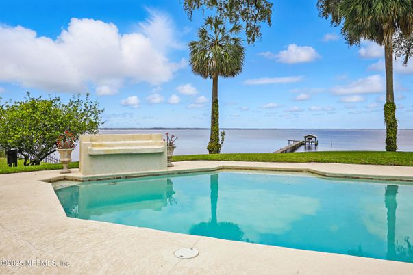 Exterior, Pool, Water