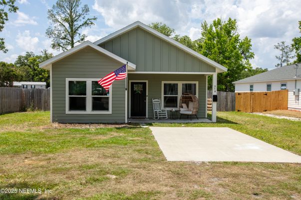 Backyard, Exterior, Facade, American Craftsman