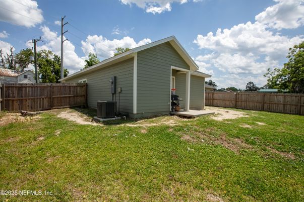 Backyard, Exterior