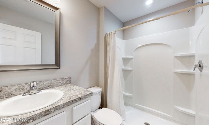 Bathroom, Interior, Recessed Lighting