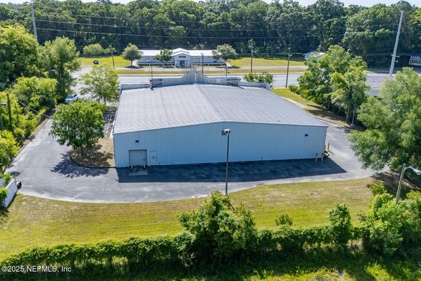 Exterior, Drone