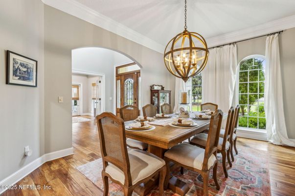 Chandelier, Dining room, Interior, Pendant Lights, Wood Texture Flooring