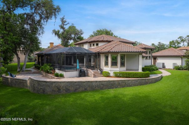 Backyard, Exterior, Hot Tub