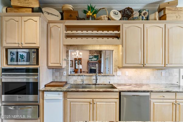 Interior, Kitchen, Stainless Steel Appliances