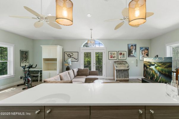 Fitness Equipment, Interior, Living room, Recessed Lighting