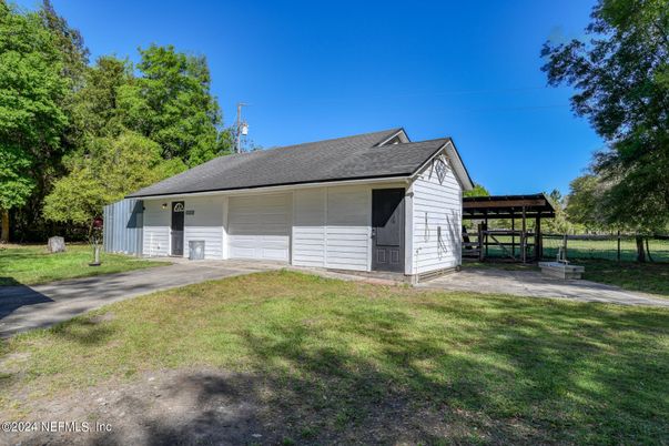 Backyard, Detached Garage, Exterior
