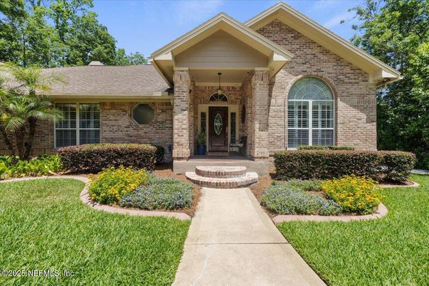 Exterior, Facade, Brick Facade, Brick Traditional