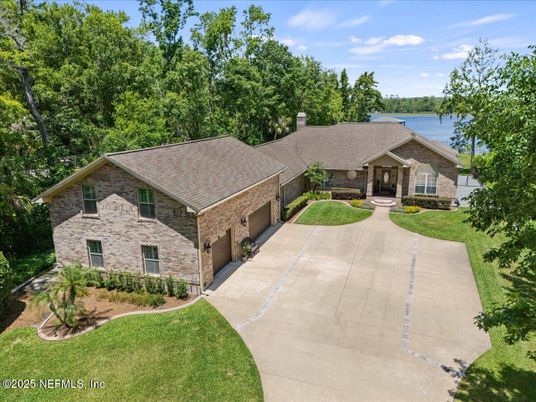 Attached, Exterior, Facade, Brick Facade, Ranch