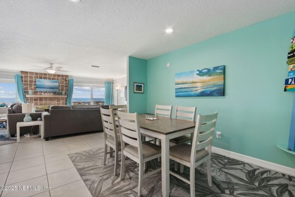 Dining room, Interior, Living room, Recessed Lighting