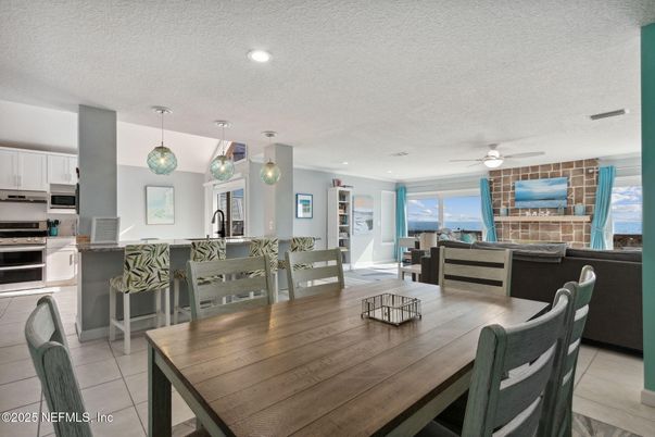 Dining room, Interior, Kitchen, Living room, Pendant Lights, Recessed Lighting, Stainless Steel Appliances