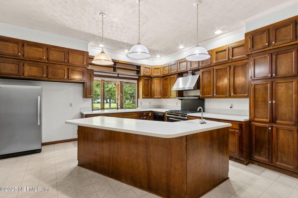 Interior, Kitchen, Pendant Lights, Recessed Lighting, Stainless Steel Appliances