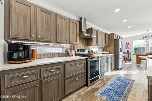 Dining room, Interior, Kitchen, Pendant Lights, Recessed Lighting, Wood Texture Flooring