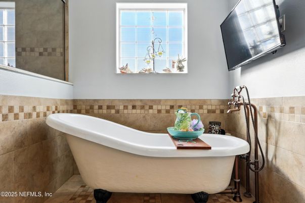 Bathroom, Free Standing Baths, Interior