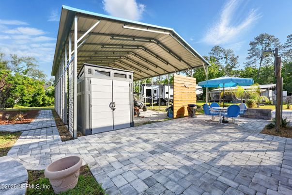 Backyard, Exterior