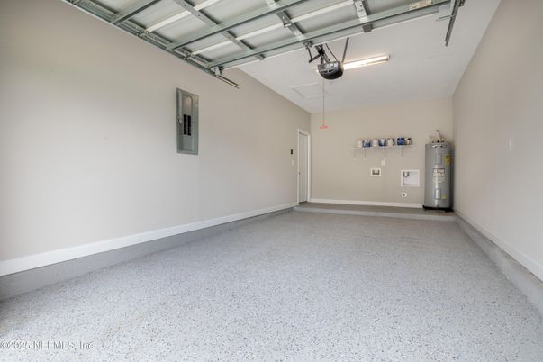 Garage, Interior