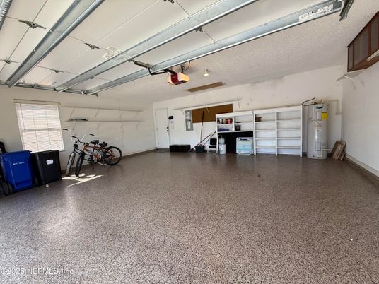 Garage, Interior