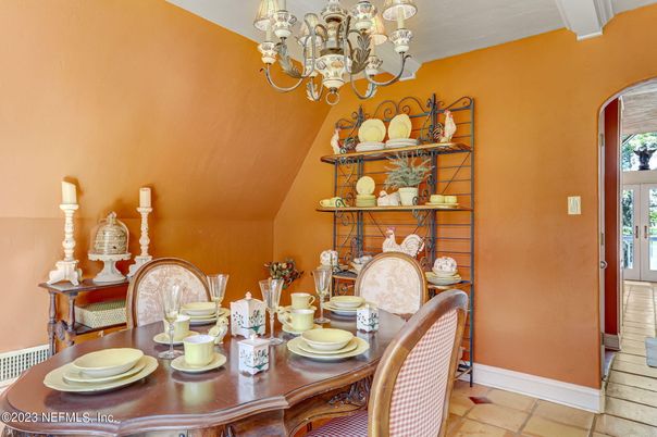 Chandelier, Dining room, Interior