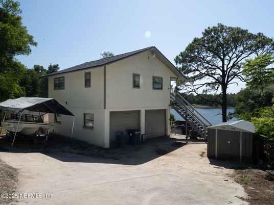 Exterior, Water