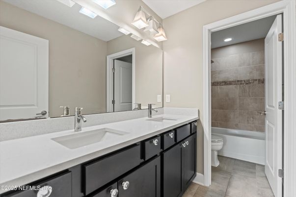 Bathroom, Dual Sink Vanities, Interior, Recessed Lighting