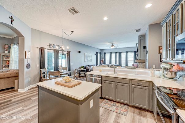 Dining room, Interior, Kitchen, Pendant Lights, Recessed Lighting, Wood Texture Flooring