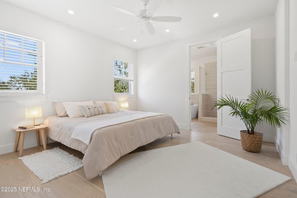 Bathroom, Bedroom, Interior, Recessed Lighting, Wood Texture Flooring
