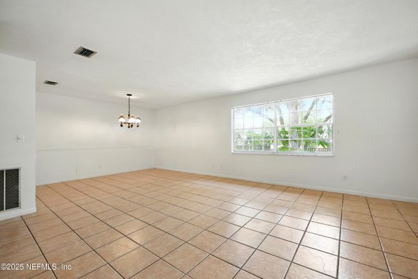 Chandelier, Empty room, Interior, Pendant Lights