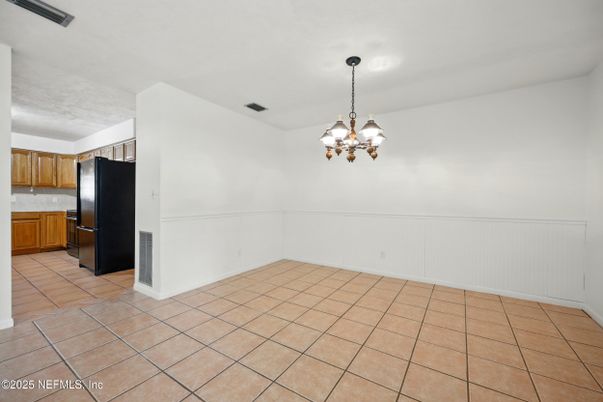 Chandelier, Empty room, Interior, Kitchen