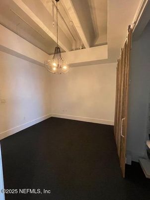 Empty room, Interior, Pendant Lights