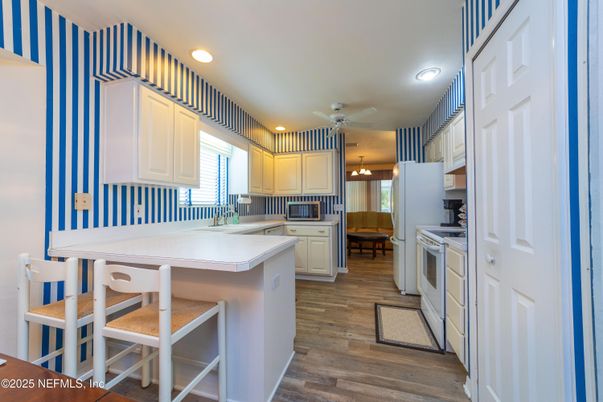 Interior, Kitchen, Recessed Lighting, Wood Texture Flooring