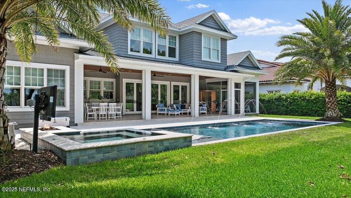 Exterior, Pool