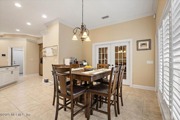 Chandelier, Dining room, Interior, Pendant Lights, Recessed Lighting