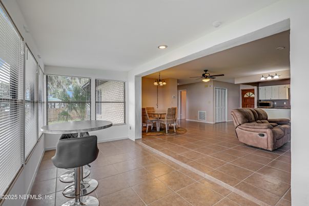 Chandelier, Dining room, Interior, Recessed Lighting