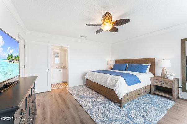 Bedroom, Interior, Water, Wood Texture Flooring