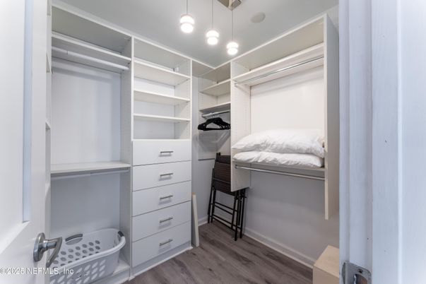 Interior, Pendant Lights, Walk-in Closets, Wood Texture Flooring