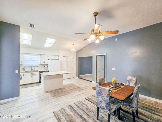 Chandelier, Dining room, Interior, Kitchen, Wood Texture Flooring