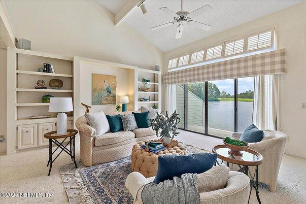 Interior, Living room, Water