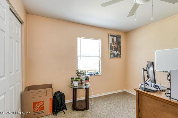Home Office, Interior