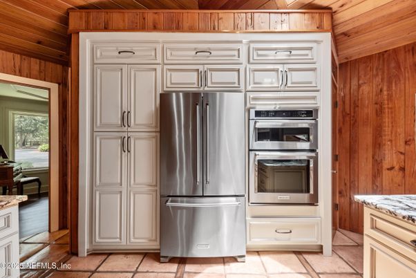 Interior, Kitchen, Stainless Steel Appliances, Wooden Ceilings, Wooden Walls