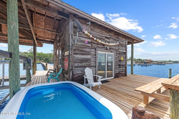 Exterior, Pool, Water