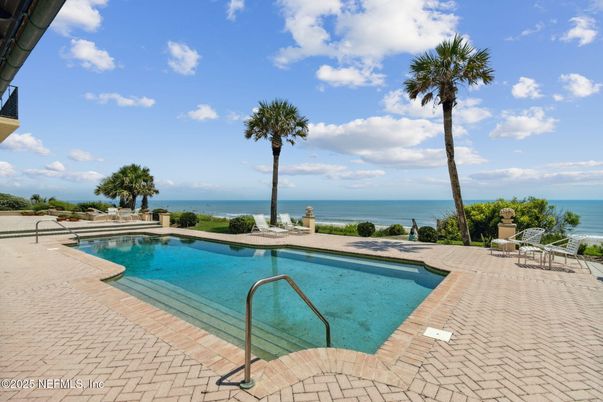 Exterior, Pool, Water